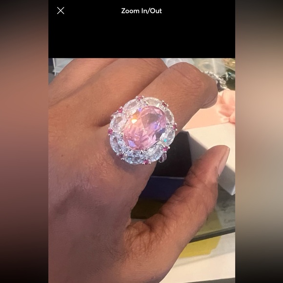 Brilliant finish oval amethyst 6.2CT silver ring with swarovski elements - Picture 13 of 13